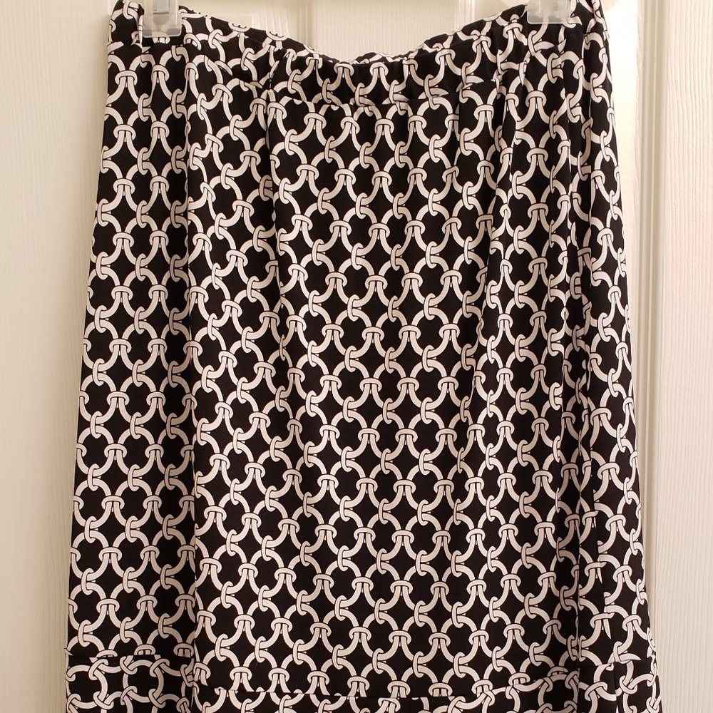 White House Black Market skirt